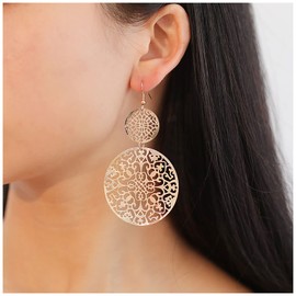 Inateannal Vintage Filigree Disc Drop Earrings Gold Filigree Circle Dangle Earrings Double Circle Drop Hook Earrings Hollow Round Filigree Flower Earrings Jewelry for Women and Girls Gifts