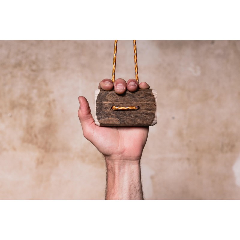 Captain Fingerfood Pocket Hangboard