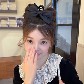 Black Hair Bows Claw Clips for Women Girls Bowknot Hair Claw Jaw Clips Barrettes for Thick Thin Hair Nonslip Bow-knot Claws Clamps Large Satin Hair Bow Clip Strong Hold Hair Claws