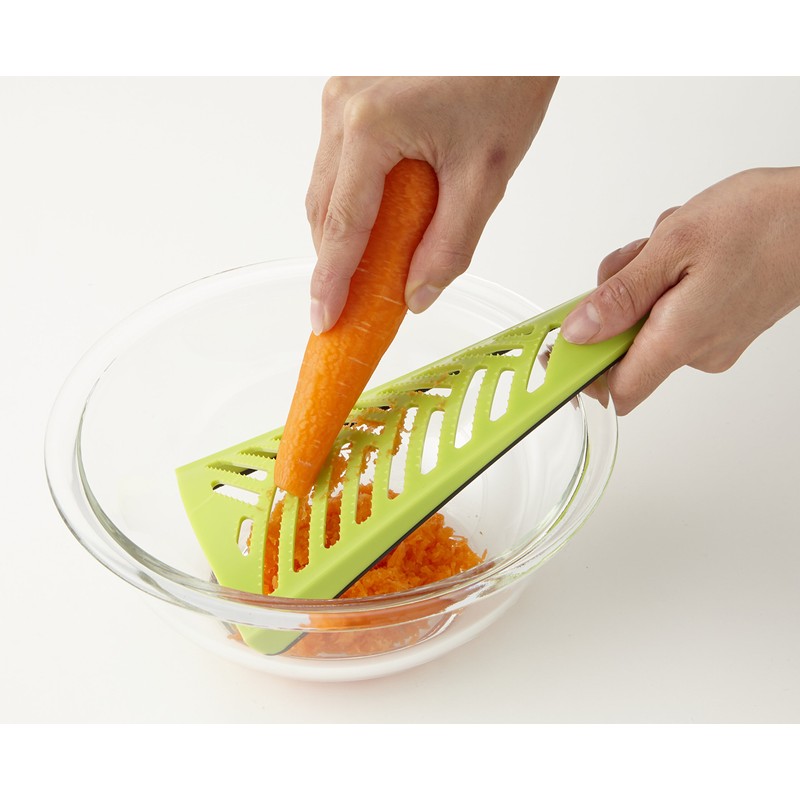 Suncraft OB-113G Talking Bistro Radish Grater, Green