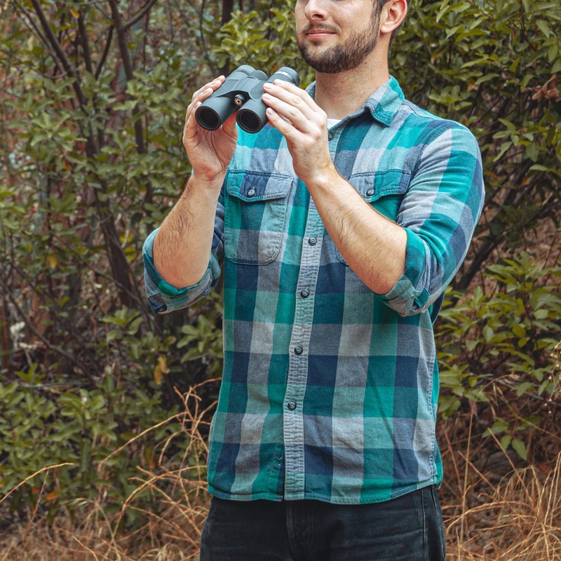 Barska AB12762 Level HD Waterproof Binoculars, Black, 8x32mm