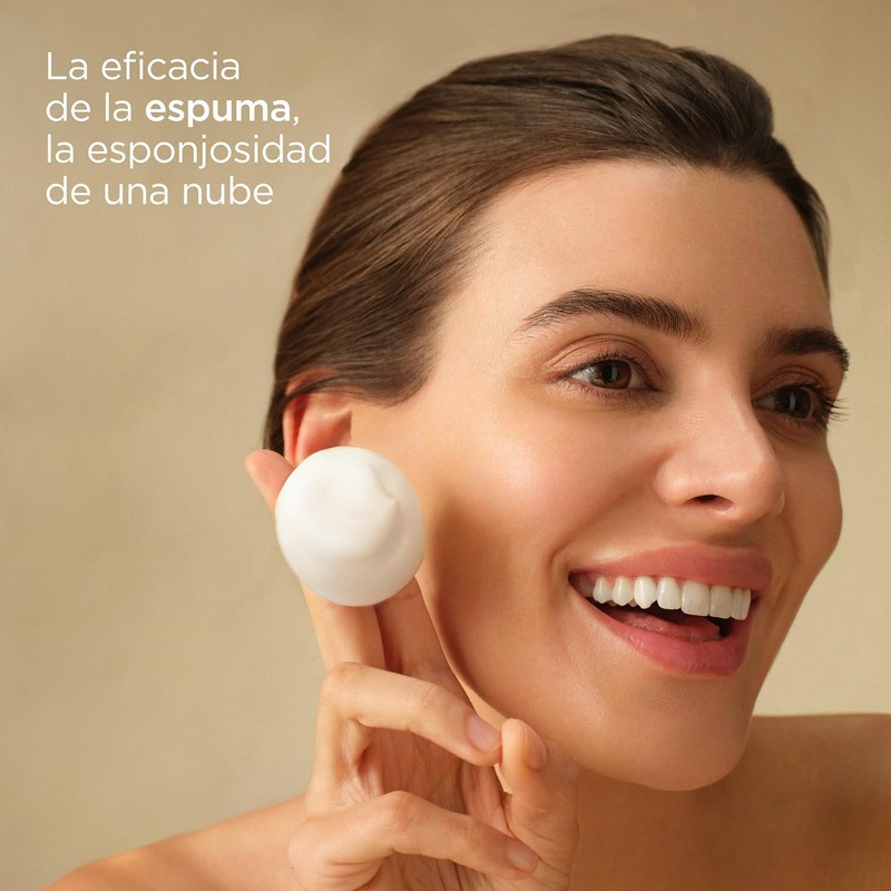 Isdin Essential Purifier 150 ml – Espuma limpiadora que elimina