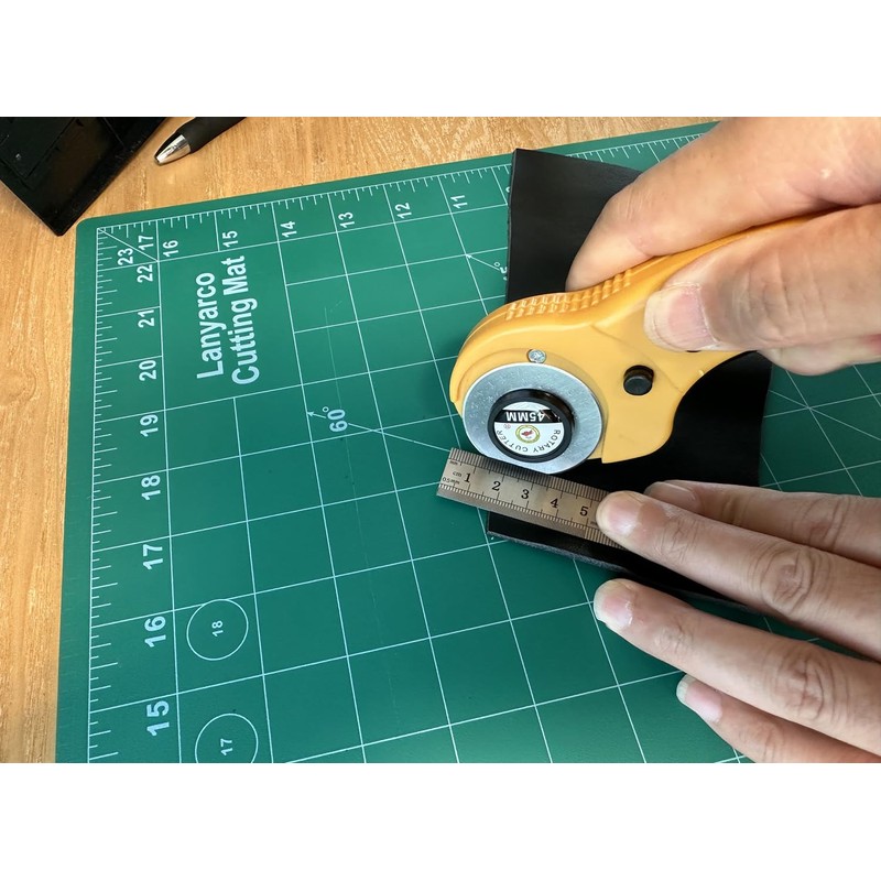 Gundam Model Builder's Self Healing Cutting Mat Rotary Sewing Mat