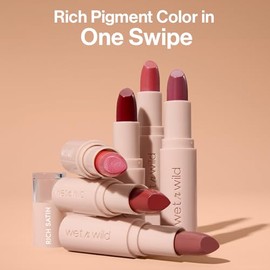 wet n wild Mega Last Rich Satin Lip Color, rico color cremoso con acabado satinado, infundido con vitamina E y aceite de argán hidratante, ligero, sed