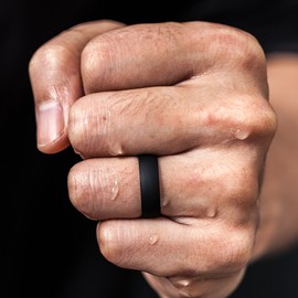 ThunderFit Silicone Ring Wedding Band for Men & Women - 1 Ring (Black, 10.5 - 11 (20.6mm))