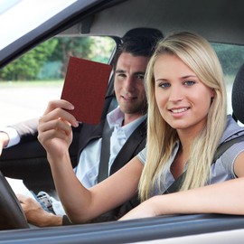 kwmobile Registration and Insurance Holder - Car Document Holder for Vehicle Documents and Cards - Fabric Covered - Dark Red