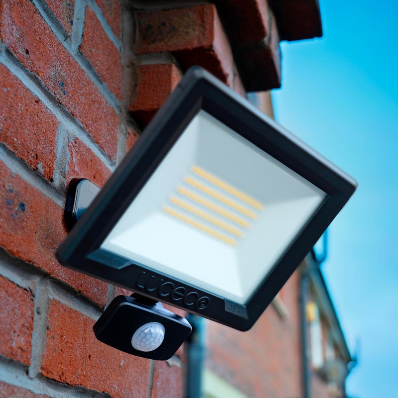 Luceco Essence Multi-Position Floodlight with PIR Motion Sensor, 50 Watts,