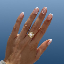 French Tip Press on Nails ，Short Fake Nails Curve with Wave Design Full Cover False Nails Acrylic Artificial Nails Glossy Glue on Nails Stick on Nails for Women and Girls Manicure Decoration 24Pcs