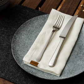 Miqio® Design - Premium Linen Napkins | 100% Linen from France | Brand Label Made of Genuine Leather | Set of 6 Napkins Washable | Fabric Napkins Napkin Made of Linen