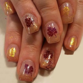 Fall Press on Nails Short Square Fake Nails Maple Leaf False Nails Full Cover Glitter and Autumn Leaf Design Holiday Acrylic Nails Thanksgiving Day Stick on Nails Reusable Artificial on Nails