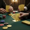 Las Cartas De Lujo En El Reloj De Oro Cool