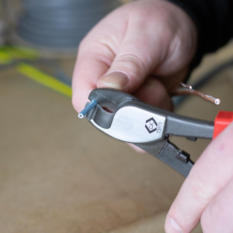 Redline VDE Cable Cutter 160mm