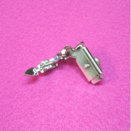 Brother, Singer, Babylock, Janome, Kenmore, Elna Low Shank Adjustable Zipper Foot Fits Brother, Singer, Kenmore, Janome, Babylock