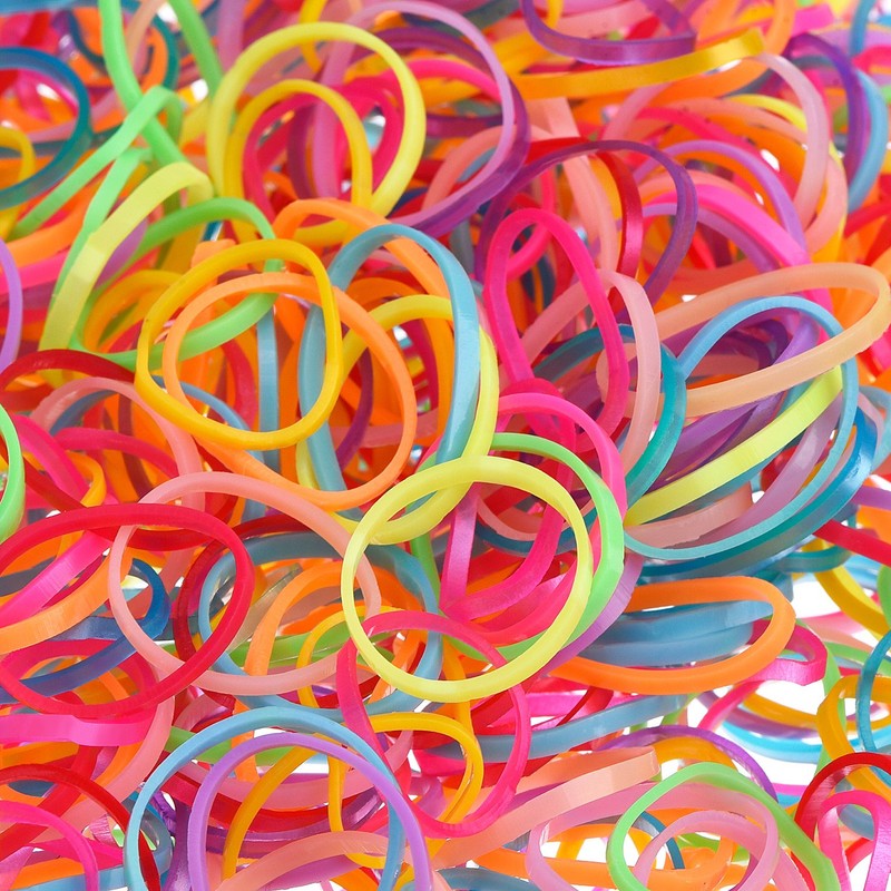 Hicarer Pack of 1000 Mini Rubber Bands Soft Elastic Bands