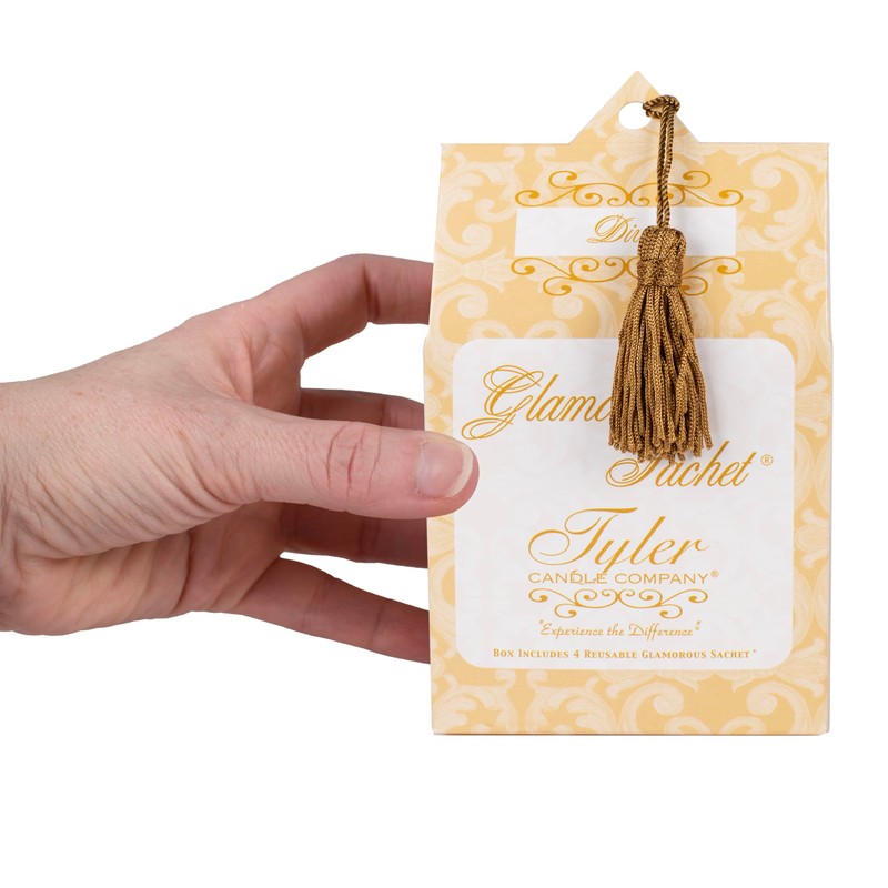 TYLER Liquid Glamorous Wash, Diva, 907g. (With Dryer Sachets)