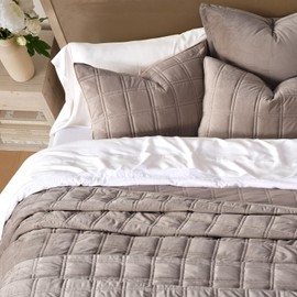 EVERGRACE 3 Pieces Luxurious Velvet Quilt Queen Size, Ultra Soft Bedspread Coverlet Set, Double Box Stitch Lightweight Velvet Comforter for All Season with 2 Shams, Truffle Taupe, 92"x96"