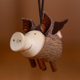 Staboos Pig Figures 40 mm Flying - Lucky Pig Decoration Made of Sustainable European Wood - Unique Pig in Gift Packaging - Cute Wooden Pig