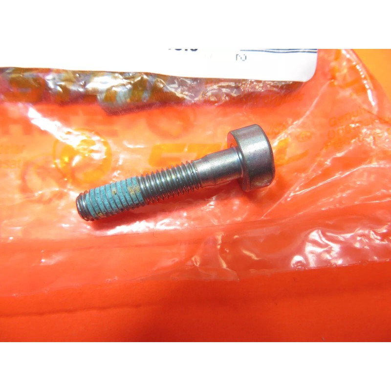 Stihl HS46, HS56 Petrol Hedge Trimmers Spline Screw, M5x25-10.9, 9022-346-1050