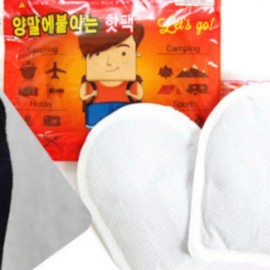 Foot sole hot pack/hand warmer/steaming pack attached to socks 1 sheet 30ea