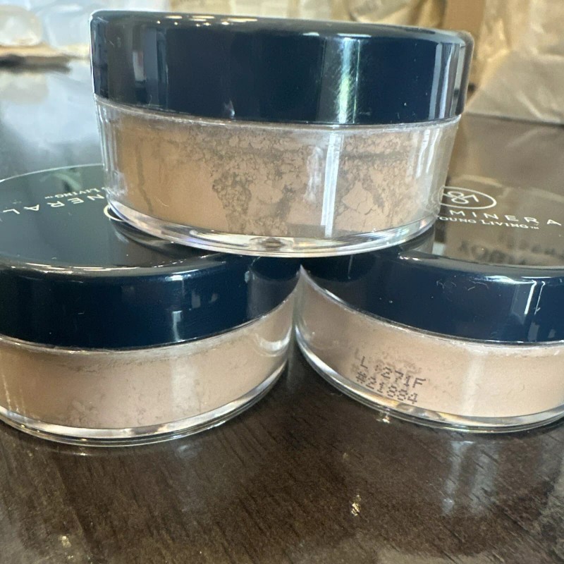 Savvy Minerals Powder Foundation Item # 21884 - Dark No.