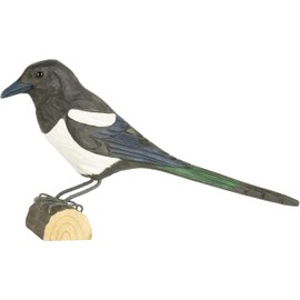 WILDLIFEGARDEN Wildlife Garden WG4456 DecoBird Magpie - Hand Carved Decorative Wooden Bird - Large European Birds