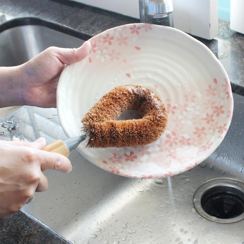 White Magic Eco Basics Coconut Dish Brush