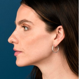 Diamond Treats 925 Sterling Silver Hoop Earrings for Women and Teen Girls, Diamond Cut 20 mm Small Silver Hoop Earrings for Women, Simple 925 Silver Hoops Earrings for Women in 20 mm Diameter