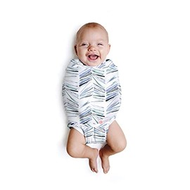 embÃ© 2-Way Starter Swaddle Blanket, 6-14 lbs, Diaper Change w/o Unswaddling, Legs in and Out Design, Warm Up or Cool Down 100% Cotton, 0-3 Months (Angle Stripe)