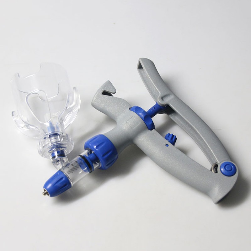 Cattle Syringe Adjustable and Continuous Syringe Injection Animal Injector for