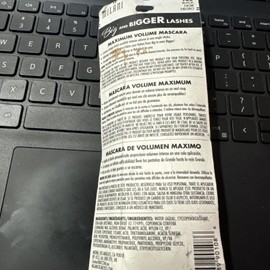 Milani Big and Bigger Lashes Maximum Volume Mascara #108 BLACK . Sealed. New