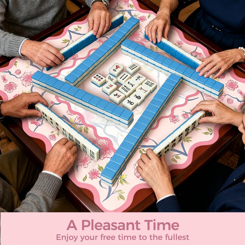 Scalloped Mahjong Mat with Storage Bag, 33” x 33” Widened