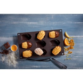 Lurch FlexiForm 85025 Madeleine Baking Tray with 9 Moulds Brown