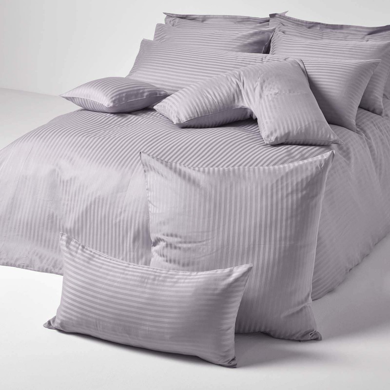 HOMESCAPES Damask Cushion Cover Silver Grey 48 x 74 cm