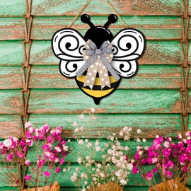COLOR VALLEY ART Bee Wooden Wreaths Front Door Welcome Signs with Bow Ribbon, Bee Decoration Wood Door Wall Signs Door Hanger Crafts for Spring Home Farmhouse Party Porch Wall Decor, 11.8''x11.4''