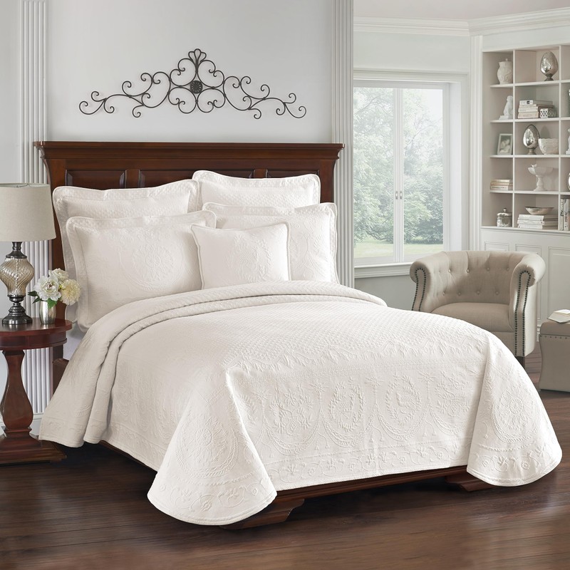 HISTORIC CHARLESTON King Charles Modern Farmhouse Floral Matelasse Decorative Pillowcase,
