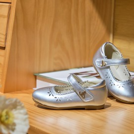 THEE BRON Toddler Mary Janes | Arch Support Leather Princess Shoes | Birthday Party Flats(AF522 Toddler,Silver/5M)
