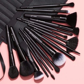 e.l.f. Cosmetics Set de Brochas de Maquillaje con Estuche para Viaje