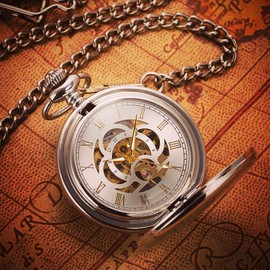 ManChDa Silver Pocket Watch for Men Son Pocket Watch Mechanical Pocket Watch with Chain Retro Smooth Classic Handwind Pocket Watch Roman Numerals Pocket Watch for Women