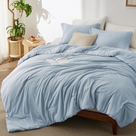 Bedsure Queen Comforter Set - Light Blue Soft Bedding for All Seasons, Cationic Dyed Bed Set, 3 Pieces, 1 Queen Size Comforter (90"x90") and 2 Pillow Shams (20"x26"+2")