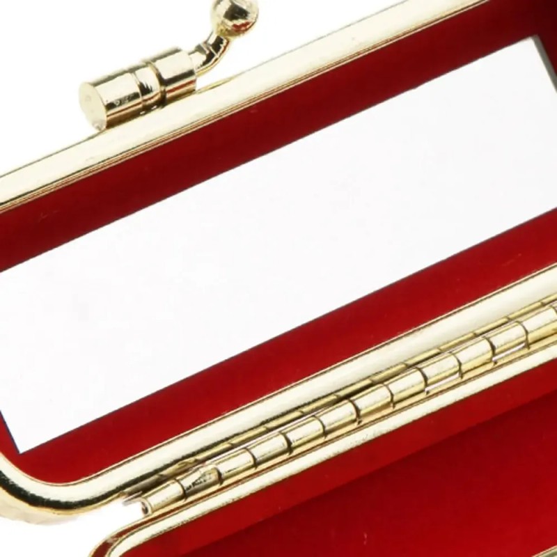 Estuche Hecho Para Pintalabios Con Espejo