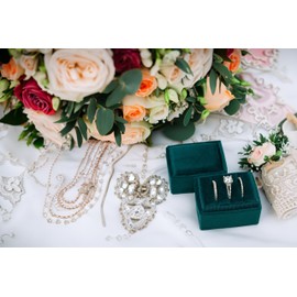 Beatrix & Luca 3 Ring Velvet Ring Box | Ring Holder | Jewelry | Proposal | Wedding | Ceremony | Engagement | Photography | Keepsake | Bridal Rectangle Triple (Emerald Green Triple)