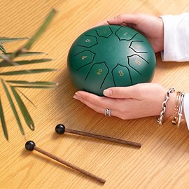 ZXZYHFTY Steel Tongue Drum, 6 Inch 8 Note Steel Hand Drum with Bag, Music Book, Drumsticks, Mallet Holder and Finger Paddles, for Camping, Meditation or Yoga .(Green)