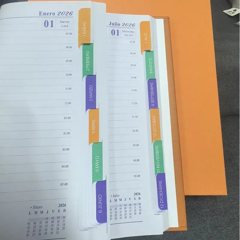Agenda Diaria 2026 A5 Pasta Dura Español Con Caja De