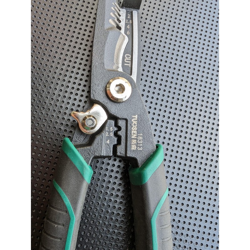 7-in-1 Wire Stripper Tool, Wire breaking pliers, Cable cutters, Needle
