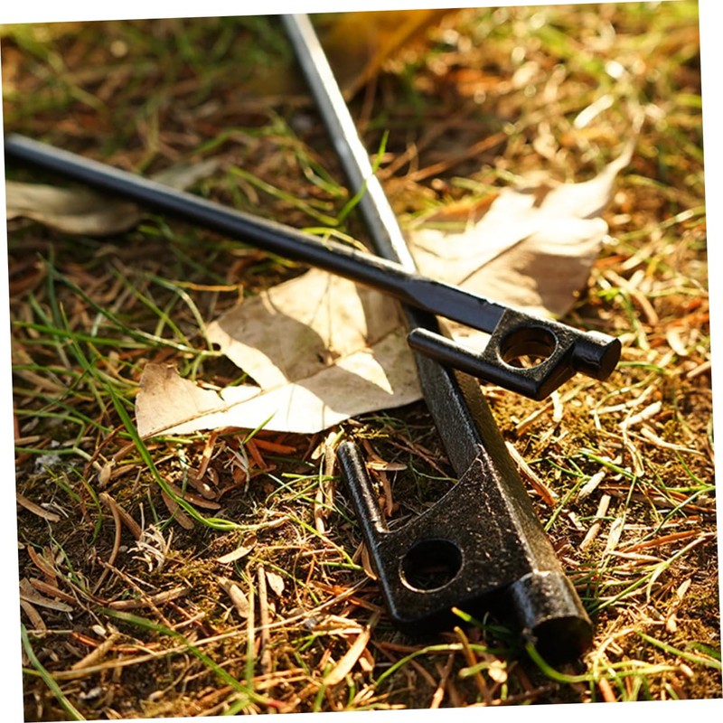 Outanaya 4pcs Iron Tent Pegs Ground Stakes for Camping Beach