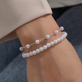 Yheakne Vintage Layered Pearl Bracelet Gold Pearl Chain Bracelet Pearl Station Bracelet Pearl Bracelet Hand Chain Jewellery for Women (Gold), Zinc