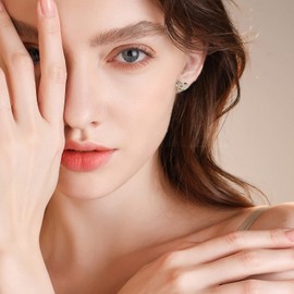 Qings Peridot August Birthstone Earrings for Women Heart Gemstone Sterling Silver CZ Jewelry Sensitive Ears Gift for Birthday Mother's Day