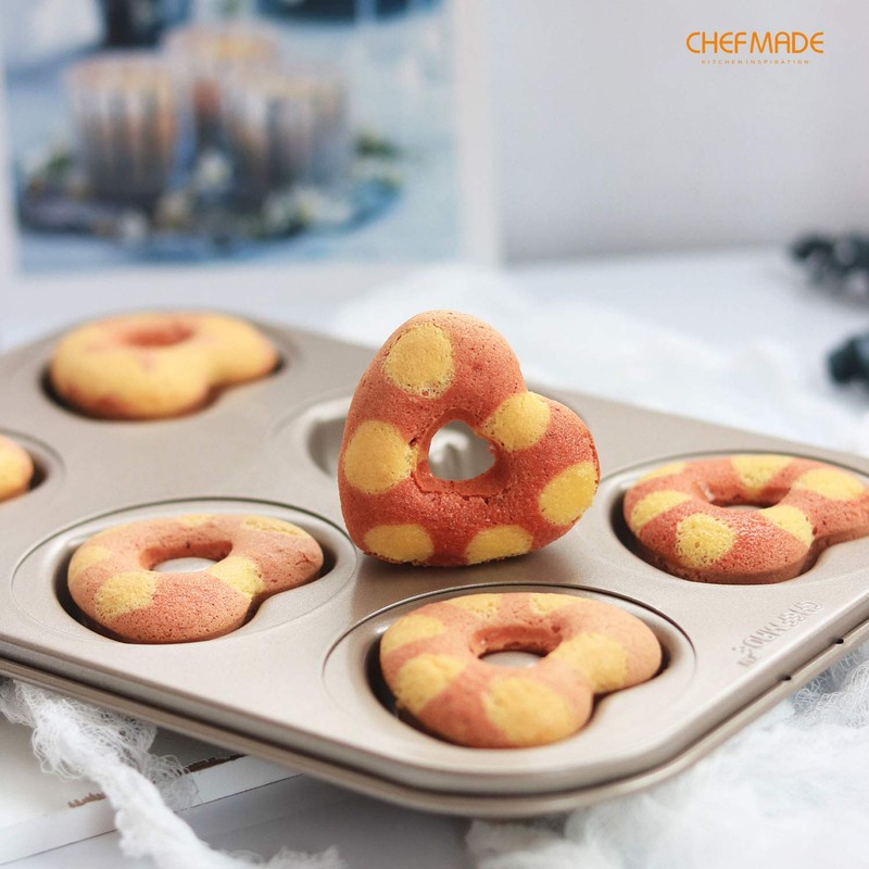 CHEFMADE - Molde de donut para pasteles, 6 cavidades antiadherentes