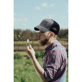 HYHFM American Flag Trucker Hat Baseball Cap for Men Women，Breathable Mesh Adjustale 3D Embossed USA Baseball Cap, Grey/Black, XX-Large