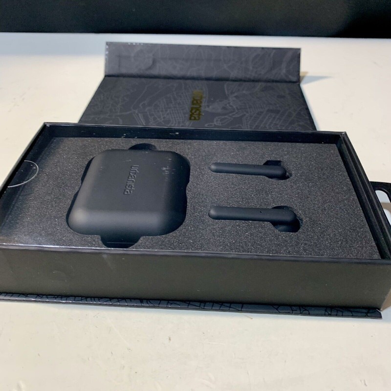 Urbanista Stockholm True Wireless Earbuds 14H Playtime Bluetooth 5.0 iOS